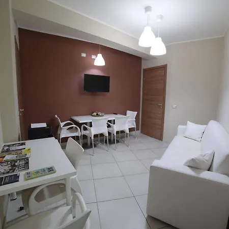 Ciclopi Bed & Breakfast 3*